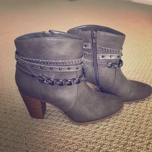 Grey Jennifer Lopez booties